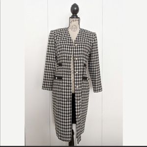 🛍*Host Pick* Vintage Parisian style coat